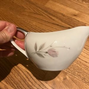 Mikasa creamer, China